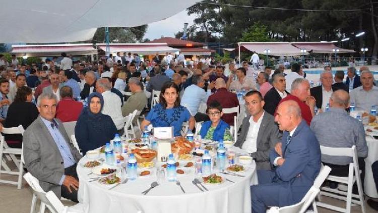 İESOB iftarında birlik ve beraberlik mesajları