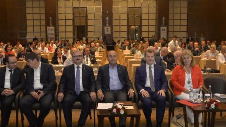 Çavuşoğlu: Turizm Bakanlığı devam edecek- Yeniden