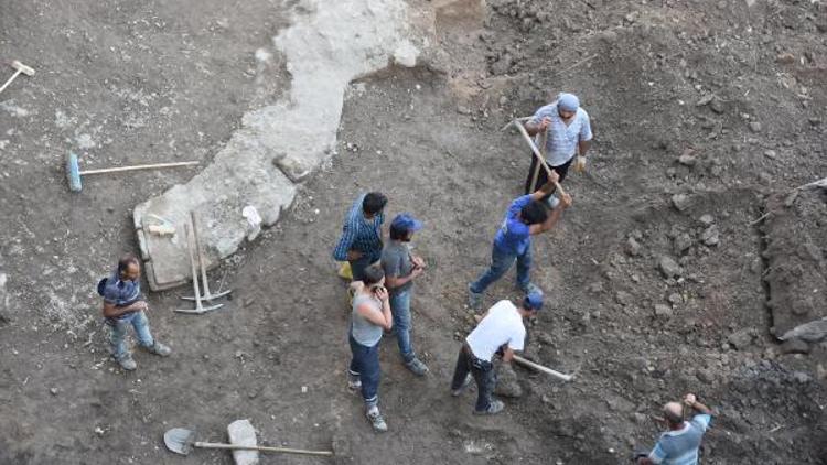 İnşaat temelinden Roma dönemine ait kalıntılar çıktı