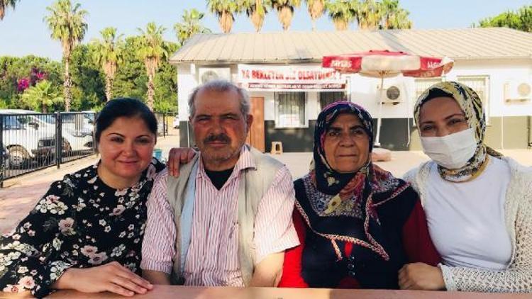 Anne ve baba, 2 kızını böbrekleriyle hayata bağladı