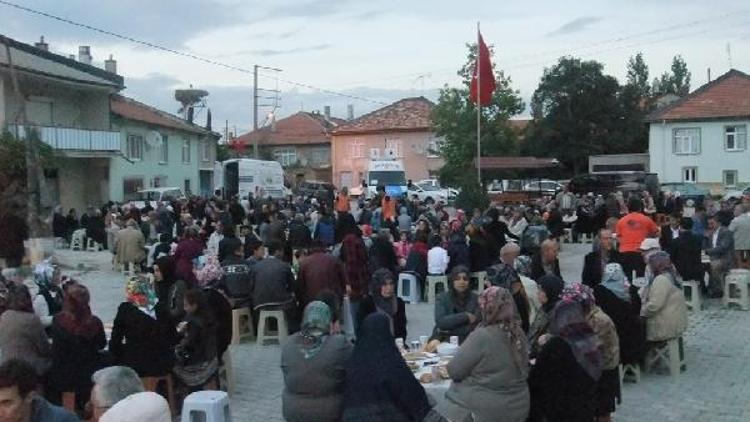 Seydişehirde mahalle iftarları sürüyor