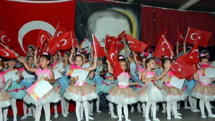 Minik balerinler büyükleri aratmadı