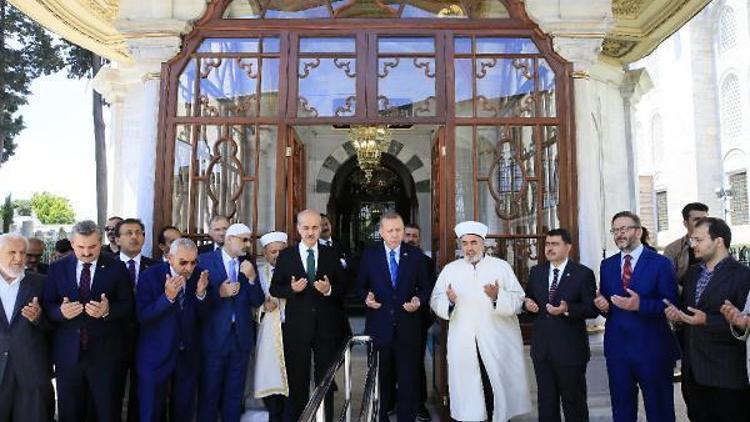 Ek fotoğraflar // Cumhurbaşkanı Erdoğan, Fatih Sultan Mehmetin türbesinin açılışını yaptı