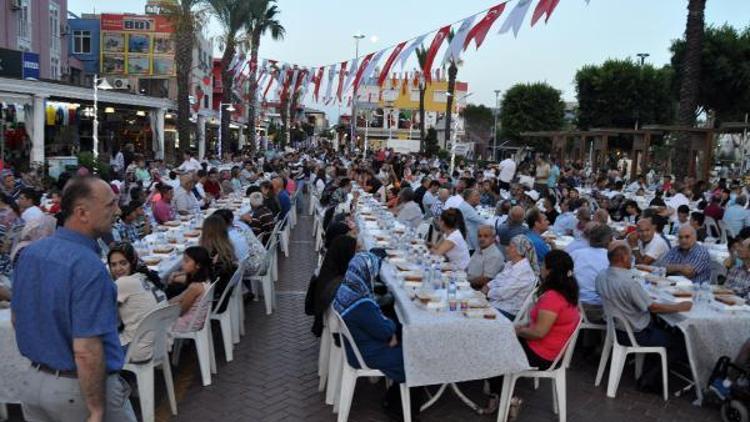 Serik Belediyesinden Kadriyede iftar