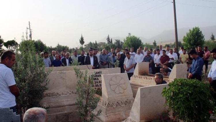 Silopideki terör saldırısında ölen 4 kişi mezarları başında anıldı