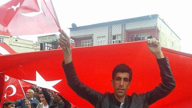 Diyarbakırda çatışma: Bir korucu şehit