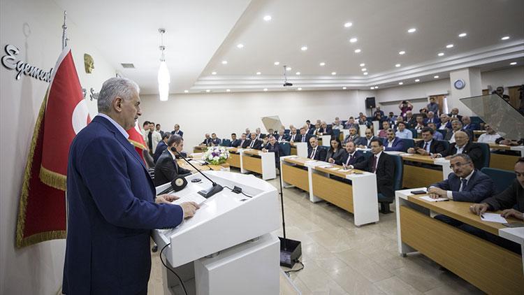 Binali Yıldırımdan flaş sözler: Fıratın batısı tamamlandı, doğusu da aynı olacak