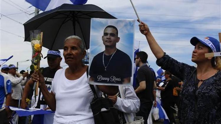 Nikaraguadaki gösterilerde 15 kişi öldürüldü