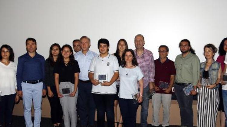 Öğrencilerin Antalya makaleleri ödüllendirildi