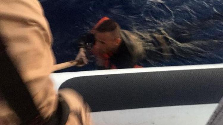 Antalyada tekne battı: 9 kaçak göçmen öldü (2) - Yeniden