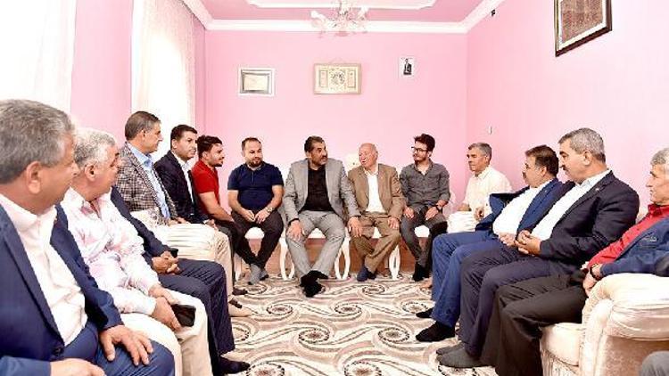 Başkan Atilladan Kınaş ailesine ziyaret