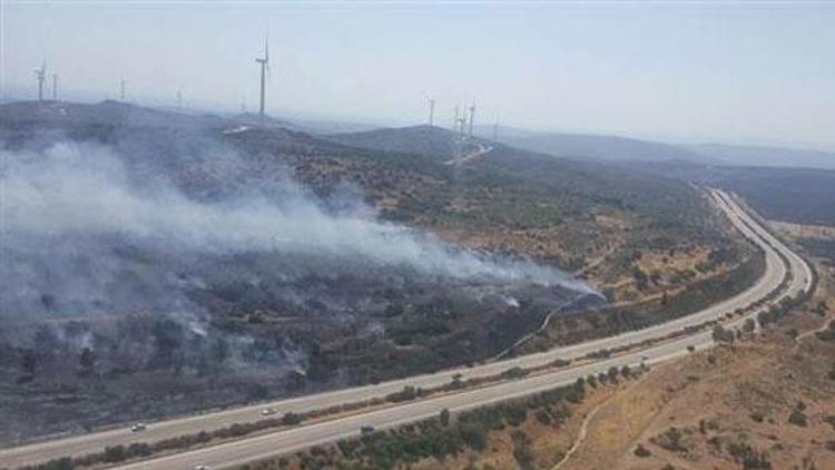 İzmir-Çeşme Otoyolu üzerinde yangın