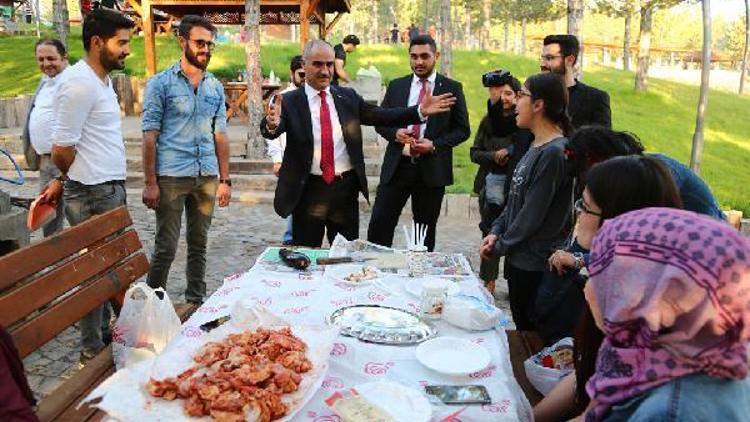 Başkan Aydın iftar sevincine ortak oldu