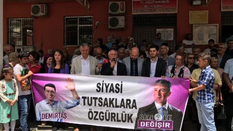 HDPlilerden cezaevi önünde protesto