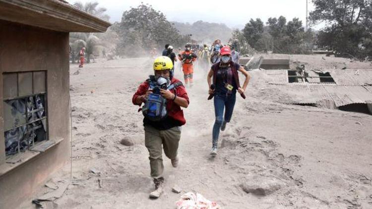 Guatamaladaki yanardağ felaketi: 75 ölü, 192 kişi kayıp