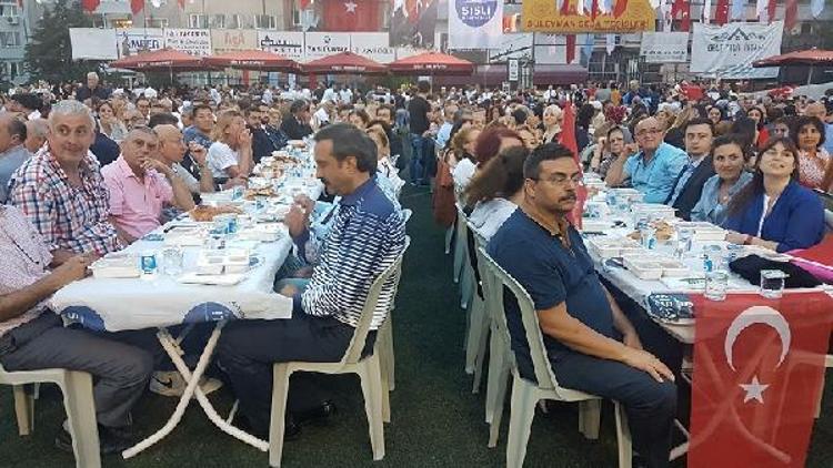 Şişli Belediyesi, çalışanlarına iftar verdi