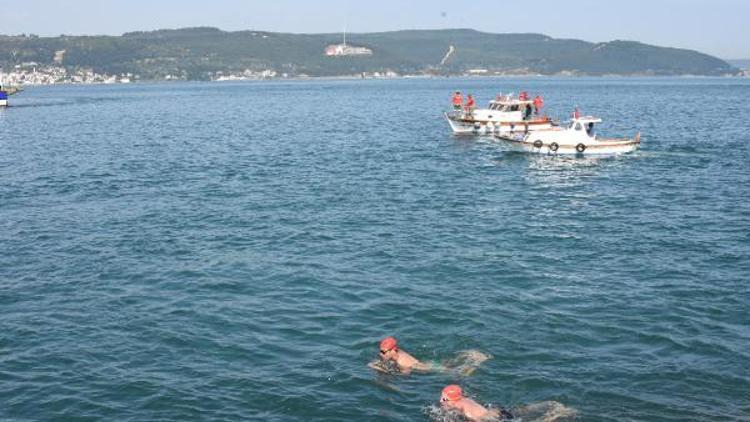 Çanakkale Boğazını yüzerek geçtiler