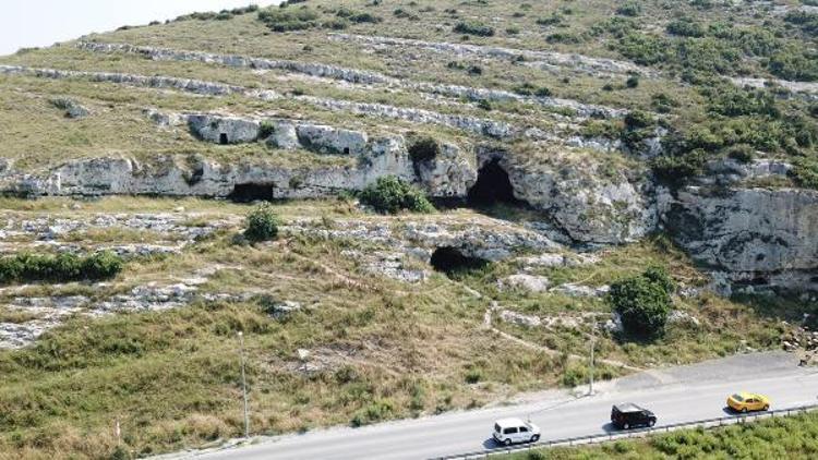 (Havadan fotoğraflarla) - İstanbulda 400 bin yıllık tarih kaderine terk edildi