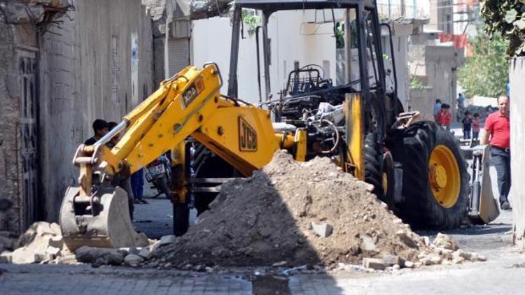 Kepçeyle hendek kazan 13 PKK’lı İstanbul’da yakalandı