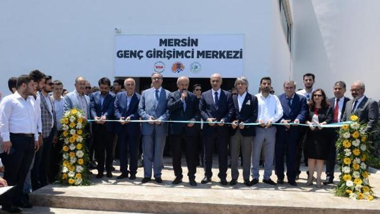 Bakan Elvan, Türkiyenin ilk Genç Girişimci Merkezini açtı