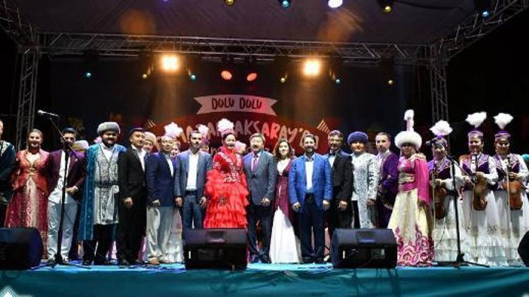 Ramazan sokağında Türk dünyası halk çalgıları konseri büyüledi