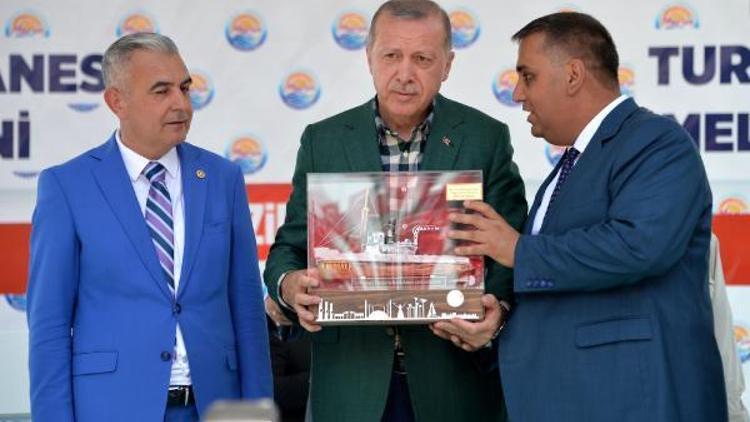 Cumhurbaşkanı Erdoğan: 16 yıldır kimseyi ötekileştirmeden çalışıyoruz/ Ek fotoğraf