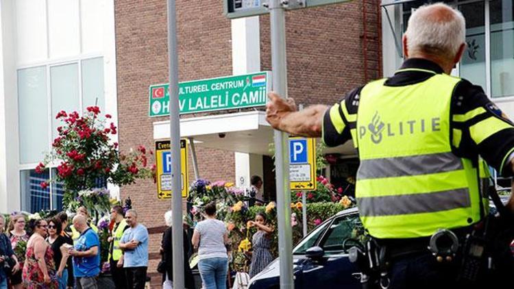 Cami önünde provokasyon tutmadı