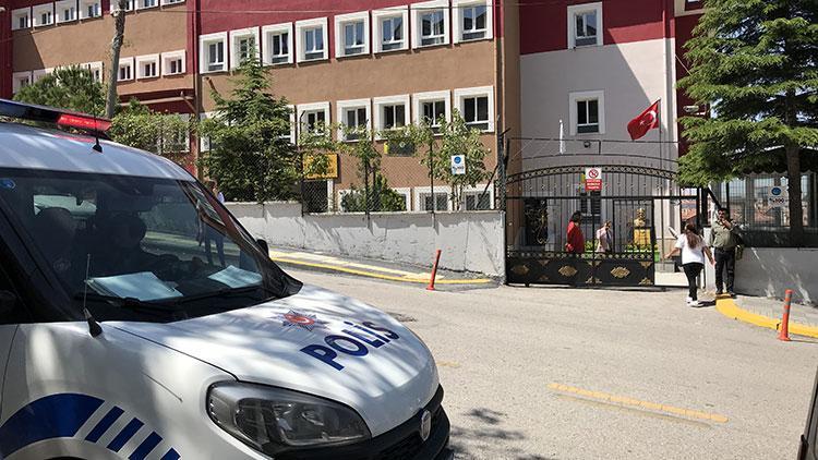 Ankarada panik Okul önünde silah sesleri
