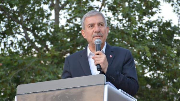 Sağlık Bakanı Demircan, Erbaada 7 bin kişilik iftara katıldı