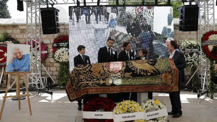 Fotoğraflar // Erdoğan Demirören için Fatih Camiinde cenaze töreni düzenleniyor