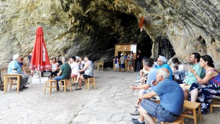 Prof. Dr. Demirsoy: Artık bir kova suyla yıkanmayı öğrenmemiz lazım