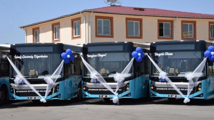 Diyarbakırda, belediye 50 yeni otobüsü hizmete soktu