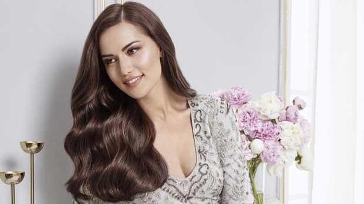 Fahriye Evcen IMDb’nin zirvesinde