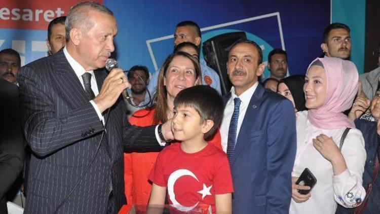 Erdoğan: Bunların kimlerle oturup, kalktıkları ortada (2)