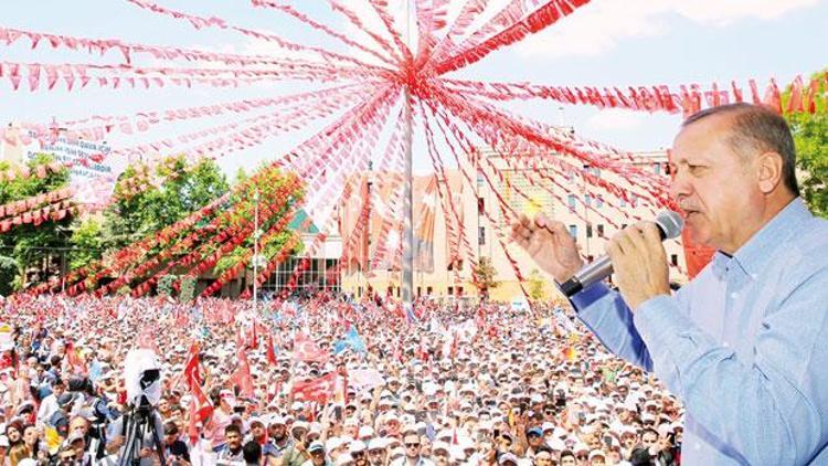 İncenin Diyarbakır mitingine eleştiri: Tamamına yakını HDPli