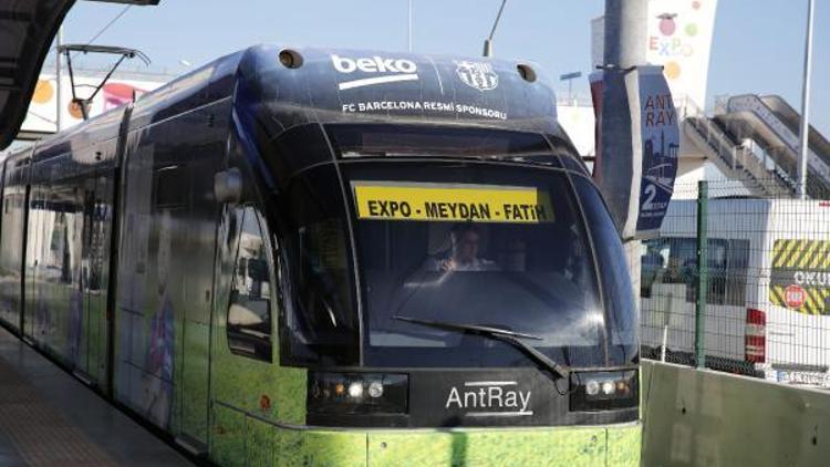 Resmi plakalı otobüsler ve tramvay bayramda ücretsiz