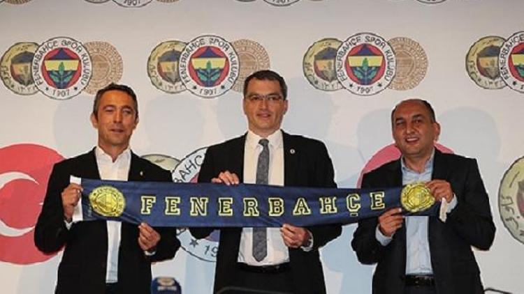 Fenerbahçede Comolli sözleşmeyi imzaladı