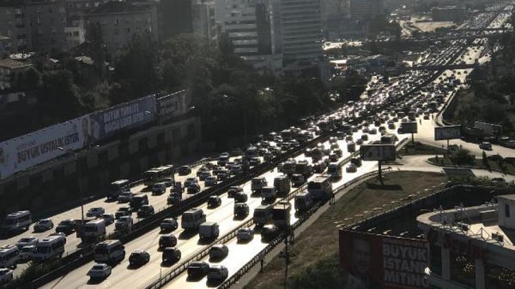 fotoğraflar// İstanbulda trafik yoğunluğu (2)