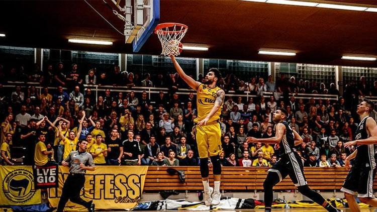 EWE Baskets, Marcel Kessen ile Sözleşme Uzattı