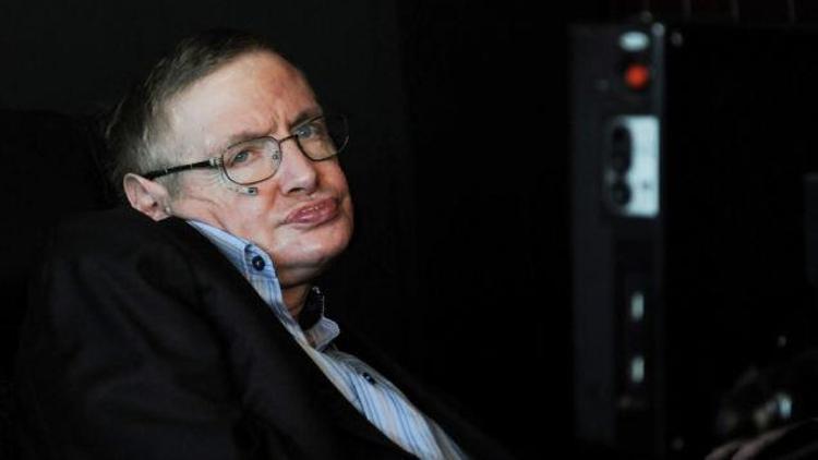 Hawkingin ses kaydı kara deliğe gönderilecek