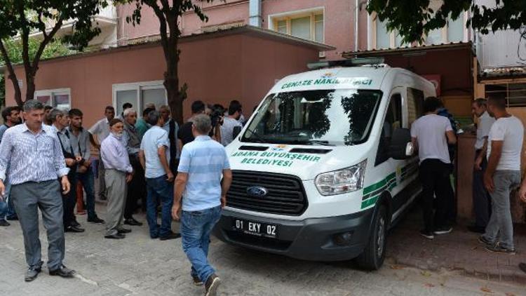 Halk otobüsü kapısına eteği sıkışıp sürüklenen kadın öldü