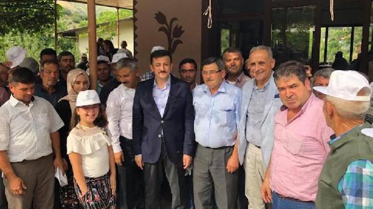 Ak Partili Hamza Dağdan CHPli Aziz Kocaoğluna eleştiri