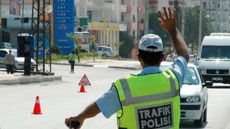 İstanbulda birçok yol trafiğe kapandı