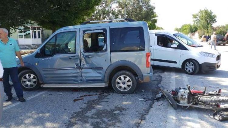 Sarıoğlan’da motosiklet kazası: 1 ağır yaralı