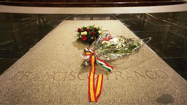 Franco’nun mezarı yerine barış anıtı teklifi