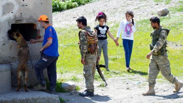 Leylanın kaçırıldığı bölgede, beyaz renkli minibüs çocukların kabusu oldu