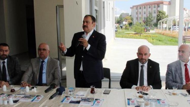 Bakan Eroğlu: CHP ile HDP şu anda ikizler gibi