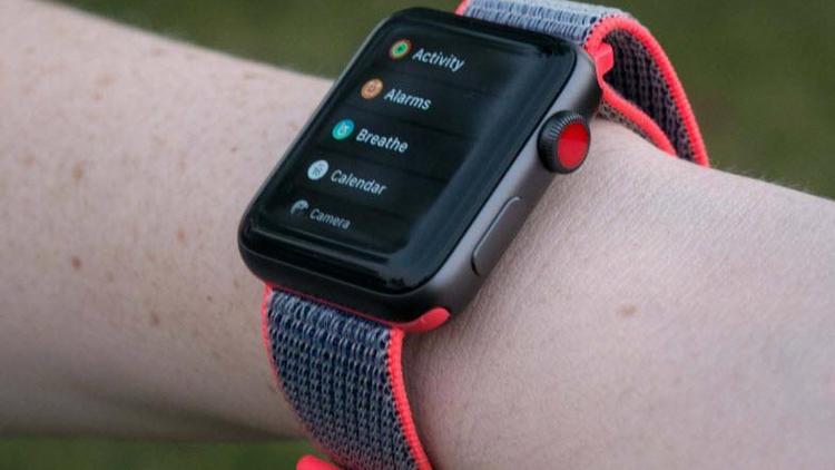 Apple Watchun ekranları büyüyor