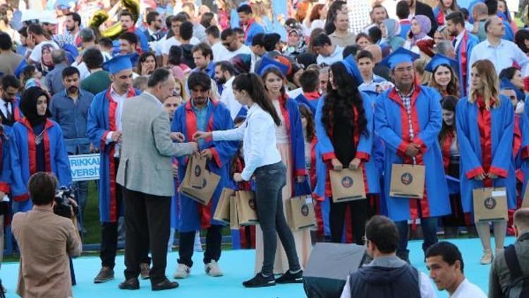 Kırıkkale Üniversitesinde mezuniyet coşkusu