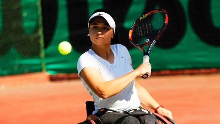 Tenis: Açılış vuruşunu Paralimpik tenisçi Büşra Ün yapacak